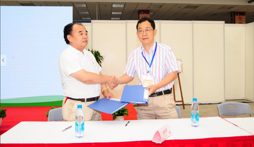 中國綠色建材產業發展聯盟全國非金屬礦專委會成立大會在昆山召開